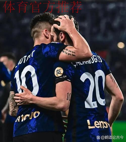 内维尔谈塞梅约进球：卢克-肖直接就被撞开，他应变得更强硬